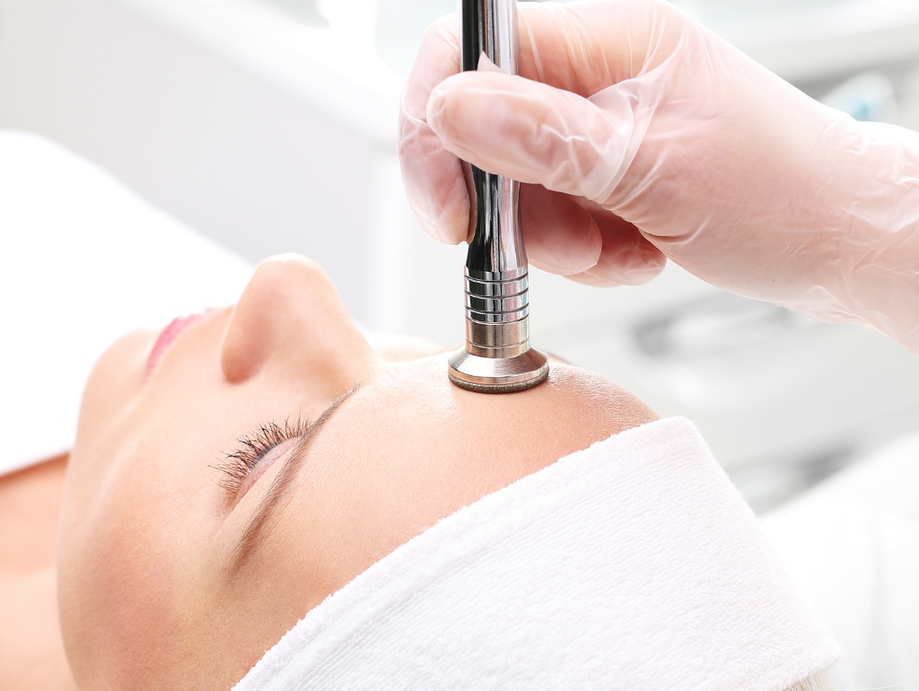 AHAs/BHAs and Physical Exfoliants: Avoiding Over-Exfoliation