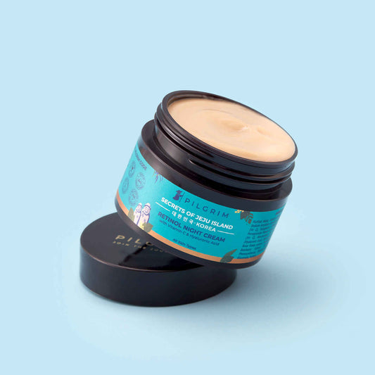Pilgrim Retinol Night Cream with Hyaluronic Acid & Vitamin C for youthful & rejuvenated skin - 50 gm